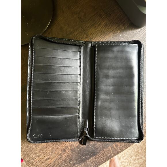 VINTAGE GUCCI BLACK LEATHER G WALLET - Picture 2 of 6